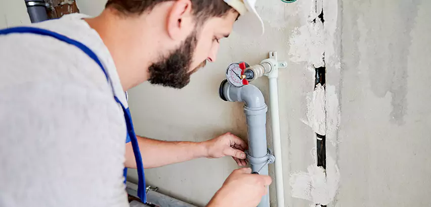 Need Emergency Plumbing Repair in Seaside?